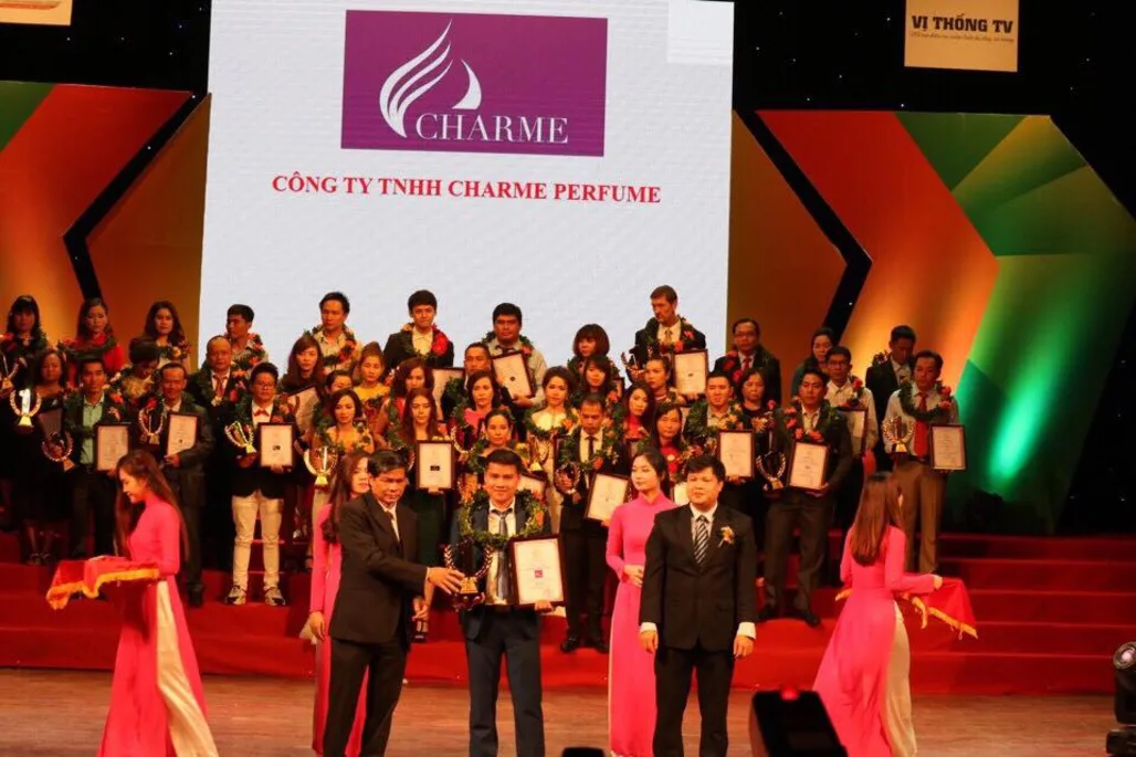 Nước hoa Charme đạt cup vàng vì người tiêu dùng do cục đo lường chất lượng cấp