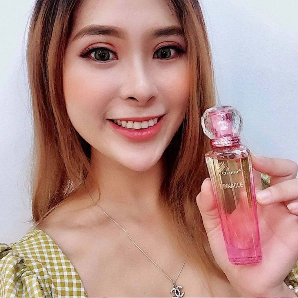 Charme Pinnacle gợi cảm sang chảnh vừa ra mắt.