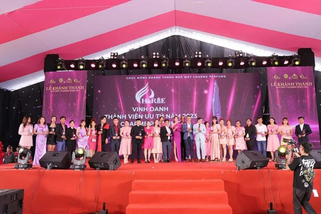 20 Hoa Hậu, Nghệ Sỹ Diễn Viên Có Mặt Chúc Mừng Khánh Thành Nhà Máy Sản Xuất Nước Hoa Charme Perfume