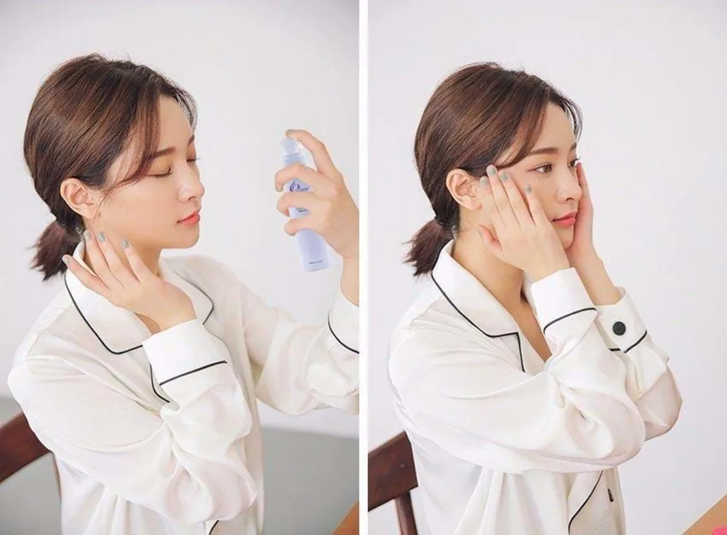 Nên xịt khoáng trước khi đi ngủ hay sau khi ngủ dậy?