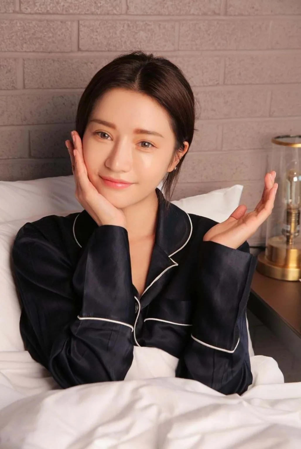 Đây là 4 lý do vì sao các nàng da mụn chăm mãi mà da vẫn không đẹp nổi!