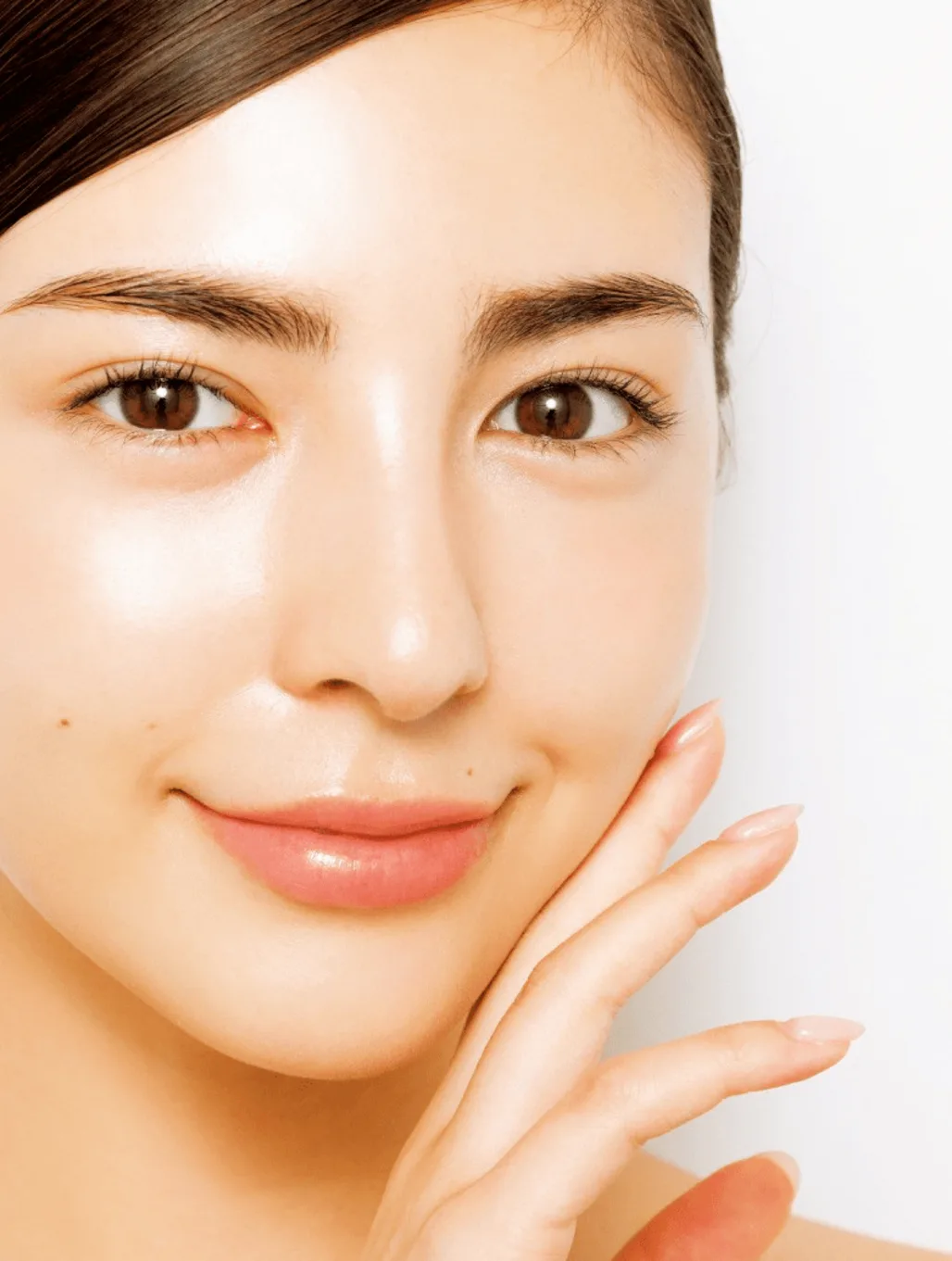 80% Con gái Việt nghĩ mình da dầu nhưng thật sự về việc dưỡng da sẽ khiến bạn kinh ngạc