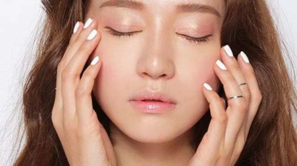 Bạn đã biết kem dưỡng mắt quan trọng như thế nào chưa?