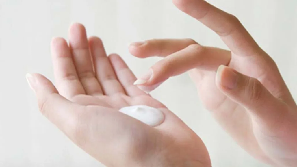 Học cách rửa mặt đúng cách cho làn da đẹp như sao Hàn