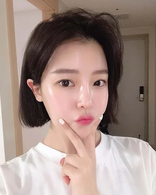 4 Thói quen cho làn da khô căng mịn mướt ẩm cả một ngày dài