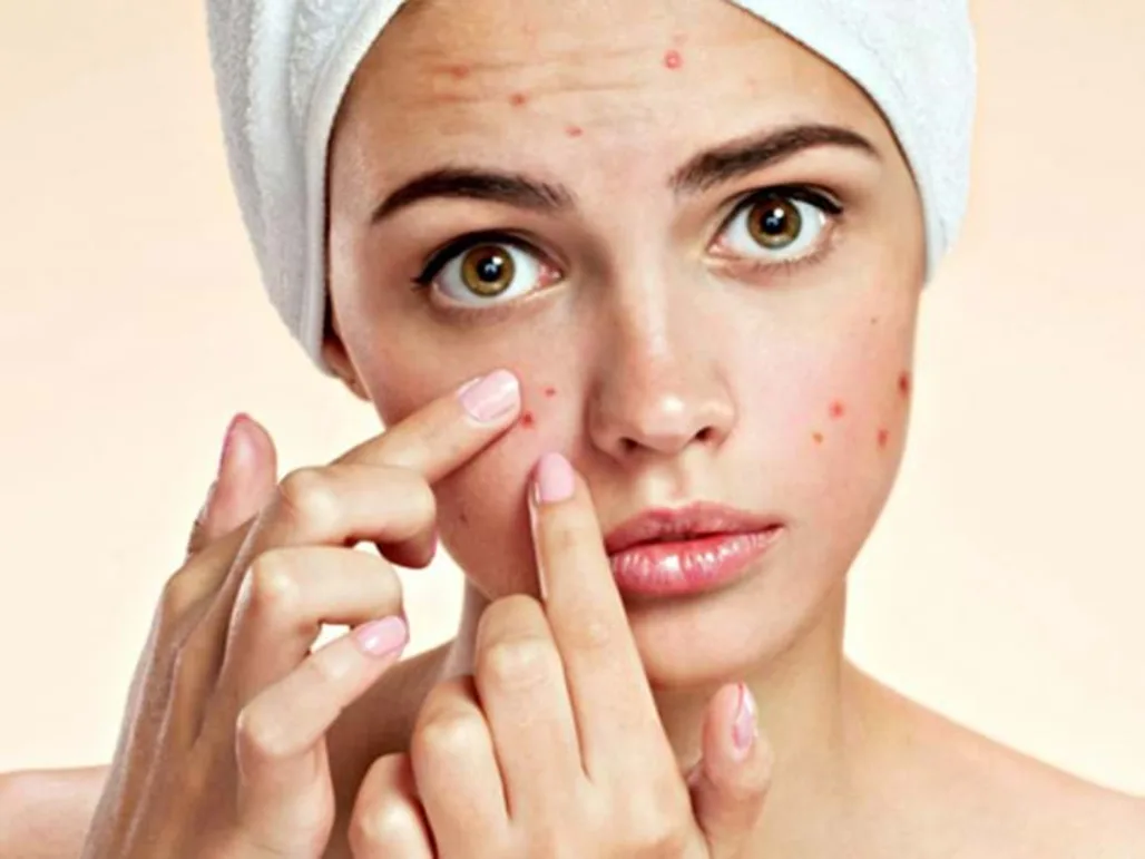 Sai lầm khi dùng sữa rửa mặt để tẩy trang