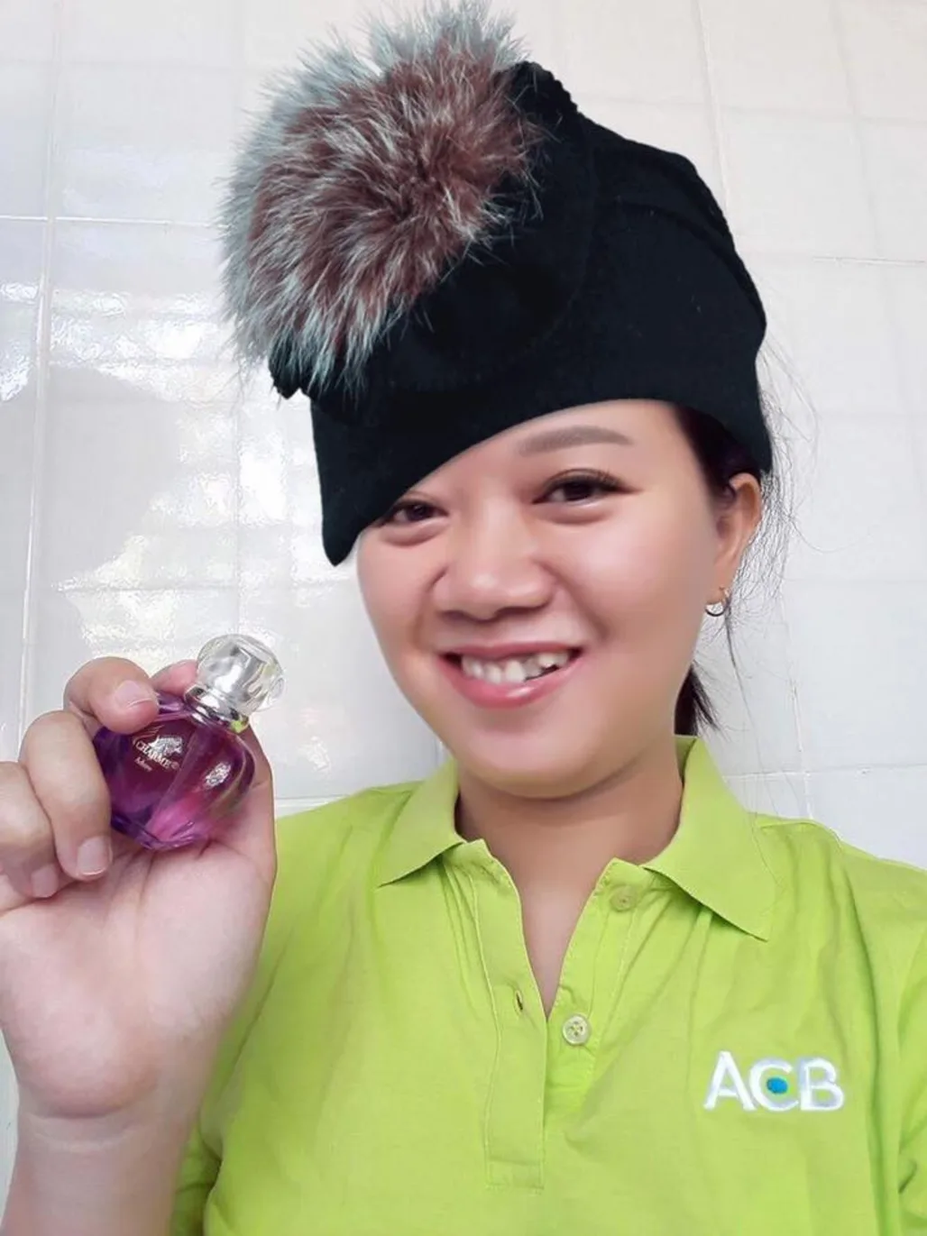 NƯỚC HOA CHARME HƯƠNG THƠM NHẸ DỊU NHƯNG THƠM CỰC DAI